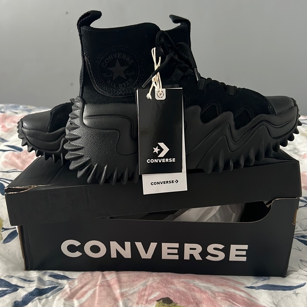 *** SOLD*** Converse all star run motion all black size 7